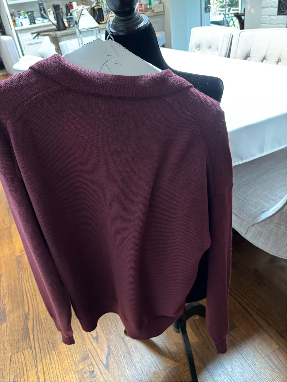 Wilfred Clara Polo spiced burgundy V-Neck Polo Sweater new with tags - Picture 3 of 3